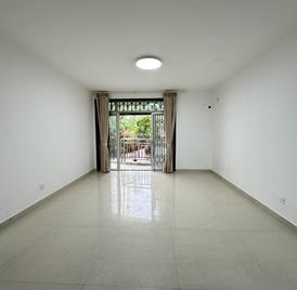信义假日名城二期 3室2厅100m²整租