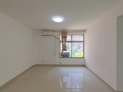 龙威豪庭 3室2厅108m²整租