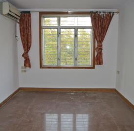 南油生活A区 2室2厅94.4m²整租