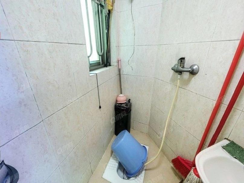 怡景花园 3室2厅149m²满五唯一