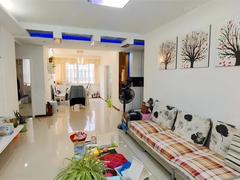 东方景苑南区 3室2厅122m²精装修