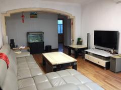 比华利山庄 3室2厅89.18m²满五年