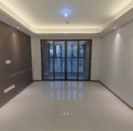 蔚蓝公馆 4室2厅116m²精装修