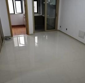 名居广场 2室1厅60.67m²满五年