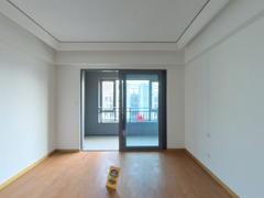 融创长江壹号 3室2厅128m²精装修