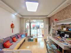 恒盛豪庭 2室2厅83.35m²满五年