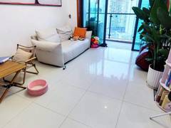 鸿翔花园 2室2厅73.87m²精装修