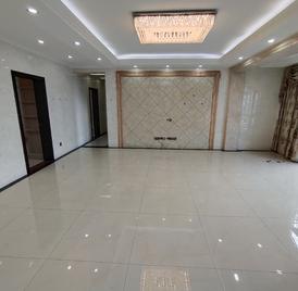 万科广场 3室2厅155m²整租