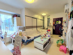 雍翠华府 2室1厅61.35m²精装修