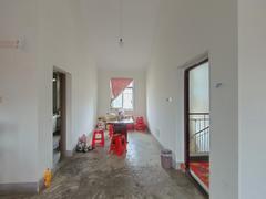 东风小区 2室2厅88m²毛坯