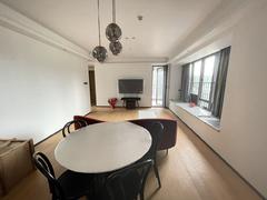 新天鹅堡三期 3室2厅122.23m²整租