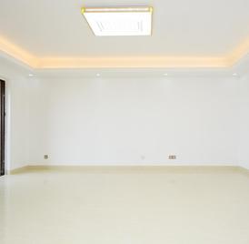 前海时代 3室2厅132.23m²精装修