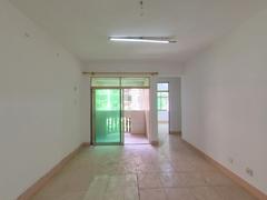 鸿进花园 2室2厅78.6m²满五年