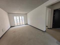远洋庐玥风景 3室2厅105m²毛坯