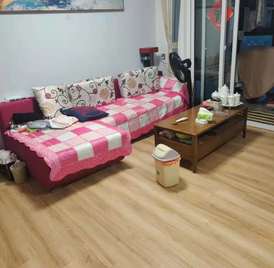 聚凤华庭北区 4室2厅125m²精装修