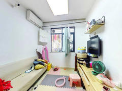 德兴大厦 2室2厅44.61m²精装修