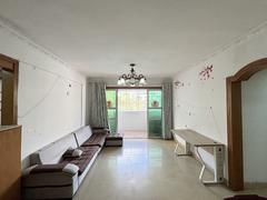 康达尔花园三期 3室2厅88.54m²整租
