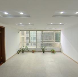 青海大酒店 3室1厅103.32m²普通装修