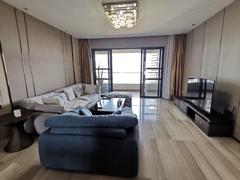 中信红树湾三期 3室2厅143m²整租