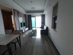 龙光玖龙玺 2室1厅69m²整租