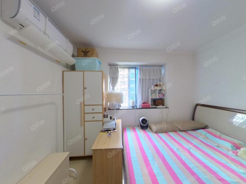 国展苑 2室2厅72.76m²满五唯一