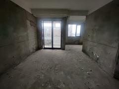 鹭山湖别墅 4室2厅133.5m²毛坯