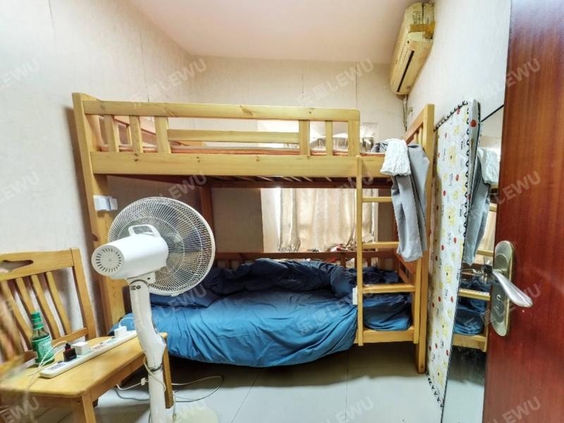 深圳特发泊林花园卧室照片_特发泊林花园 3室1厅76.74m²满五年