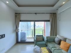 君临天下 （新上）精装修 保养不错 通透采光好 看房方便