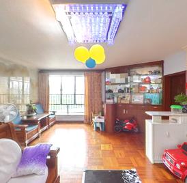 明珠山庄 3室2厅130.46m²精装修