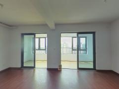 润城中心 3室2厅109.25m²精装修
