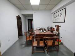 海珑华苑 1室2厅60m²整租