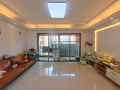 宇宏健康花城 5室2厅143.01m²精装修