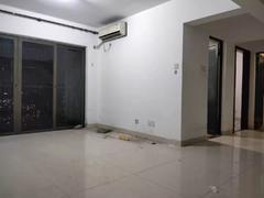 英郡年华花园二期 3室2厅46.76m²整租