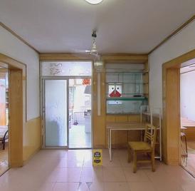 安徽日报宿舍 2室1厅，六晓45双本，环境好，停车方便