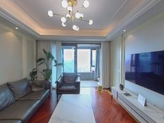 融创长江壹号 4室2厅146.9m²精装修