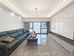 联美新天地华府 4室2厅115m²整租