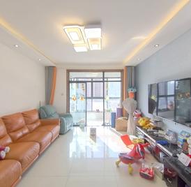 上海城市公寓 3室2厅135.81m²精装修