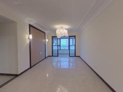 恒大帝景 3室2厅126m²精装修