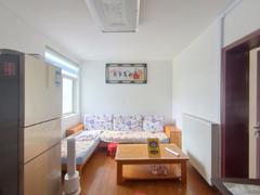 琥珀南村 3室1厅104m²精装修