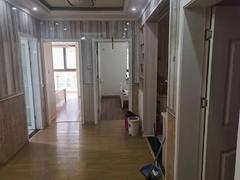 光盛紫御城 3室2厅94m²精装修