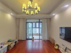 和昌都汇华府 3室2厅113.69m²普通装修