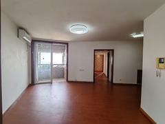 海景花园 3室2厅113.19m²整租