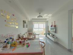 新华学府 3室2厅97m²精装修