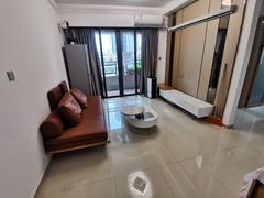 名居广场 2室2厅72m²整租