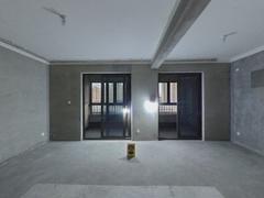 力高君逸府 3室1厅115m²毛坯