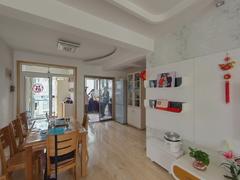 丽景国际小区 4室2厅168m²精装修