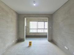 信达万振东方樾府 4室2厅123m²精装修