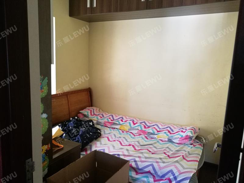 深圳特发泊林花园卧室照片_特发泊林花园 3室1厅76.74m²满五年