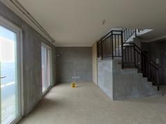朗香书院 3室2厅118.98m²毛坯