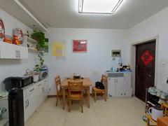 鼎元府邸 2室1厅74m²满五唯一